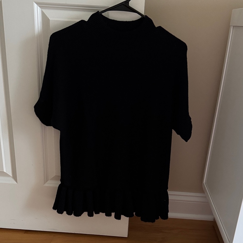 Short Sleeve Sweater Peplum Top